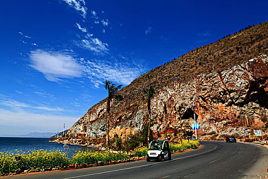 qq飞车情侣名,游戏情侣名大揭秘,QQ飞车甜蜜互动新风尚-1