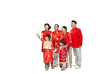 两个男的打扑克的视频,扑克对决:友谊与技巧的精彩碰撞-2