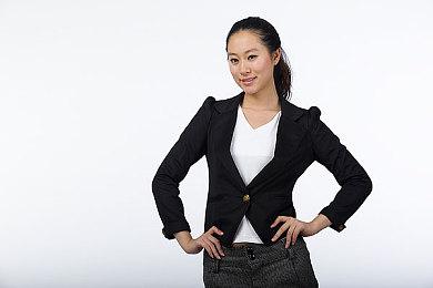女主和一群军人np,女兵勇攀高峰，团队精神赢赞誉-3