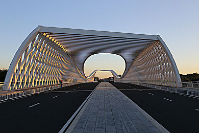 拳皇库拉h,电竞女神库拉h夺冠引关注-2