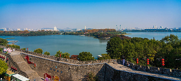 一人吃一个奶一人吃B过程,母乳喂养新发现：交替哺乳提升婴儿健康-3