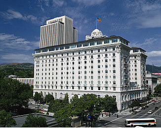 五月天演唱会观众称买黄牛票,演唱会门票抢购狂潮，黄牛肆虐引热议-1