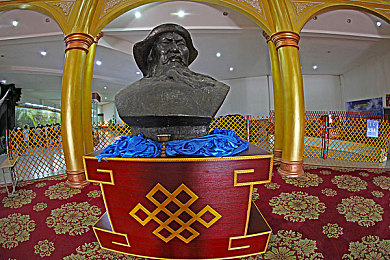 一抹金ins,金色风暴来袭，潮流新宠引关注-2