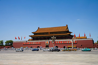 精品一卡2卡三卡4卡,科技革新，支付新纪元：四卡时代来袭-1