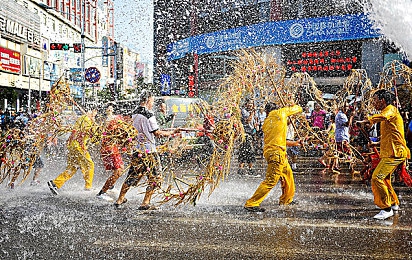 在线视频1卡二卡三卡,视频会员卡等级揭秘：高清无广告权益大不同-3