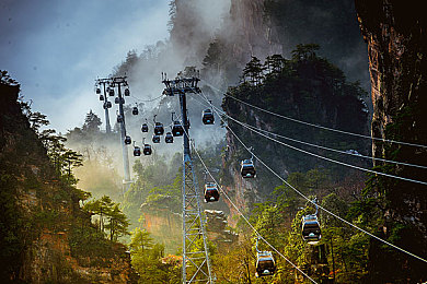 他的手指在里面转动的写作业呢,勤奋少年指尖舞,谱写青春华章-4