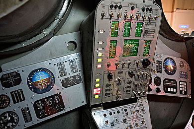 美国老师摘口罩朗读传染学生,口罩意外摘下，教师感染多名学生引关注-3