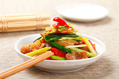 tpu色母与dp6色母的区别,塑料色母大揭秘：TPU与DP6有何不同？