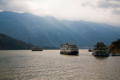 爱情岛论坛线路器1,科技新潮流，爱情岛线路器1打造智能生活-2