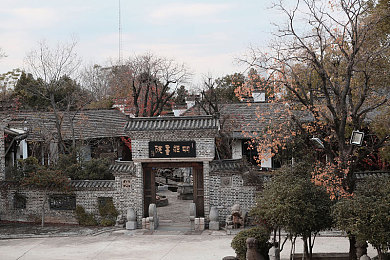 国产精华精华液一二三区别,揭秘国产精华液：成分功效价格大揭秘-2