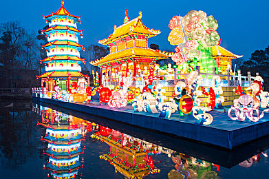 BB喷泉,都市明珠，BB喷泉成夜景观胜-2