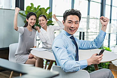 剩女爱作战,勇敢“剩女”新战场，幸福攻略大揭秘-3