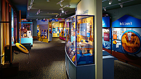 打扑克一边喘气一边叫疼的视频：扑克选手极限挑战，毅力惊人引关注-3