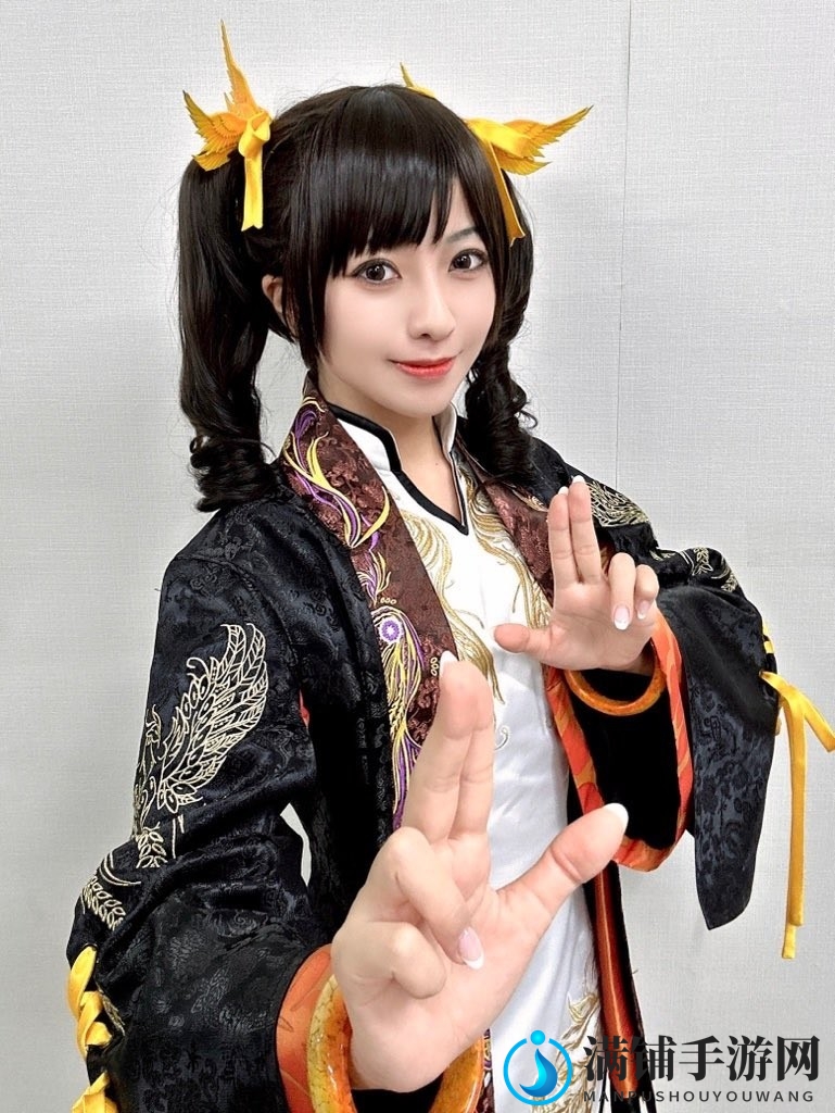 TGS23《铁拳8》展台凌晓雨Cos 很漂亮还原度高